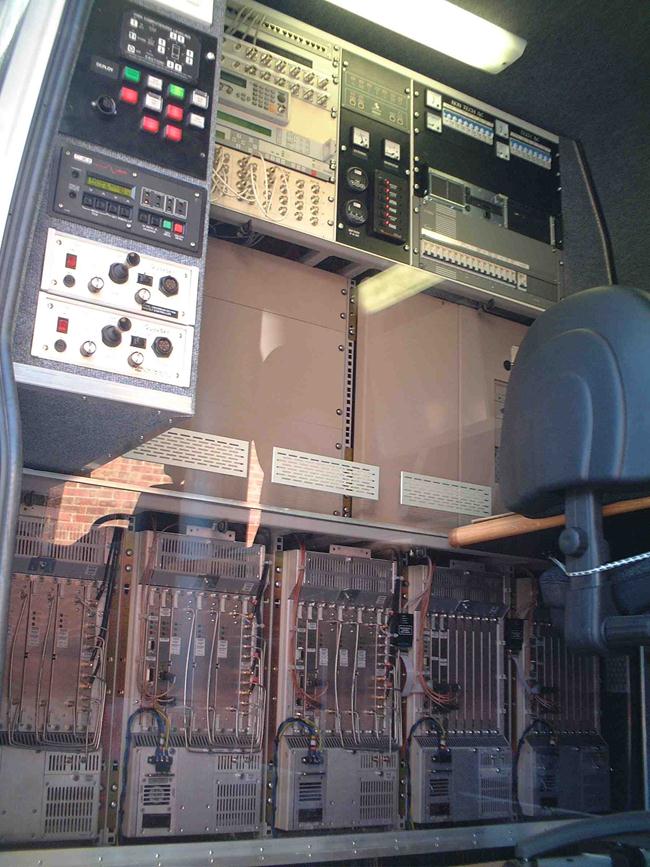 A close-up of a machine

AI-generated content may be incorrect.